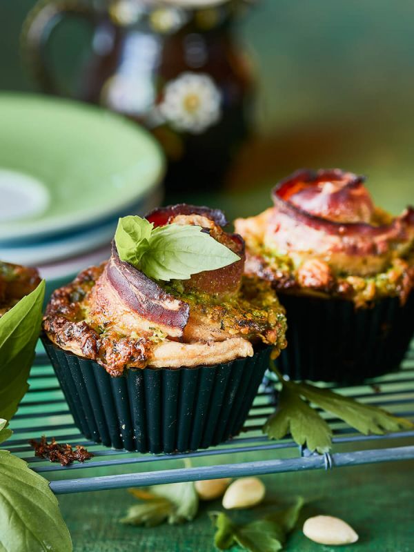 Roses au lard et aux herbes