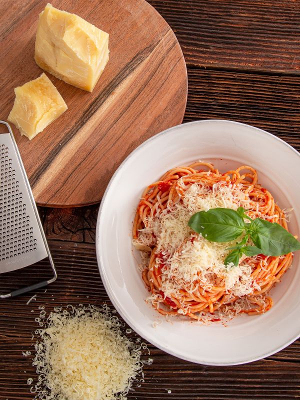 Spaghetti mit Tomatensauce